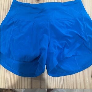 NEVER WORN LULULEMON POOLSIDE SPEEDUPS